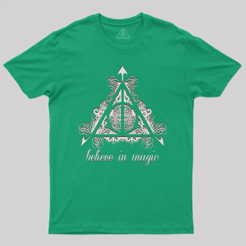 Believe in Magic Geek T-Shirt - Image 7