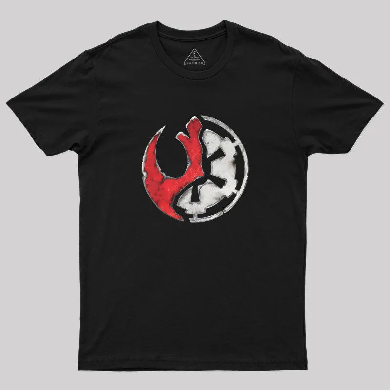 Alternative view of Shattered Rebel Empire Geek T-Shirt