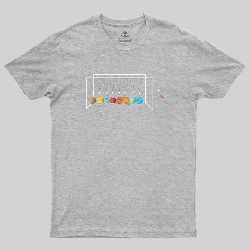 Astrophysicis Planets Newtons Cradle Geek T-Shirt - Image 4