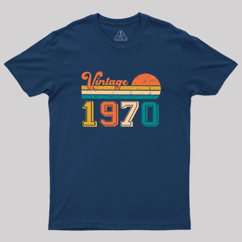 Vintage 1970 Geek T-Shirt - Image 2