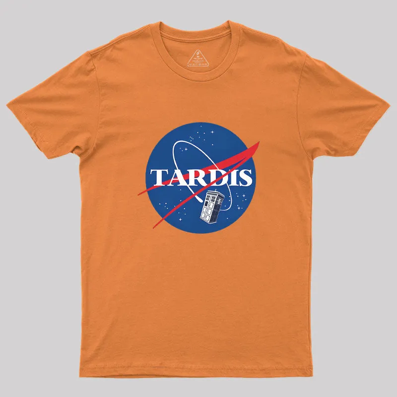 Tardis Geek T-Shirt - Image 6