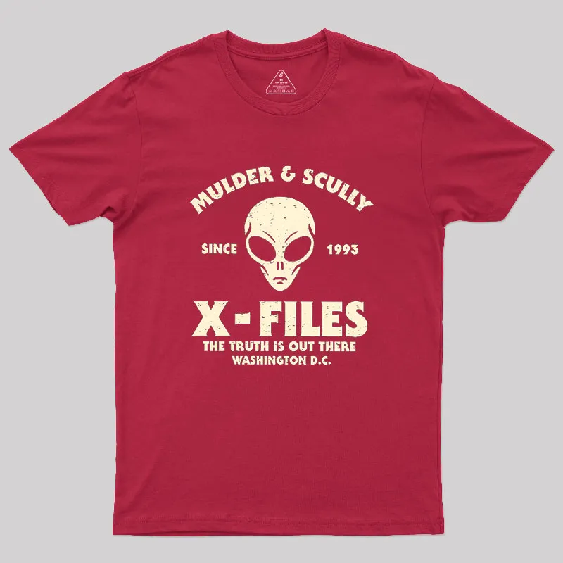 Mulder & Scully Geek T-Shirt - Image 4