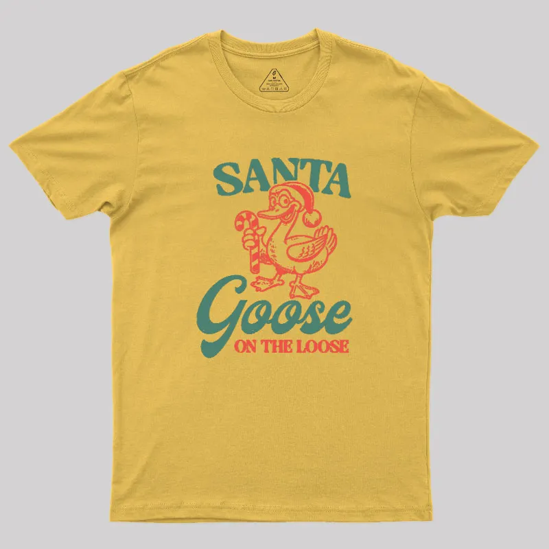 Santa Goose On The Loose Geek T-Shirt - Image 7